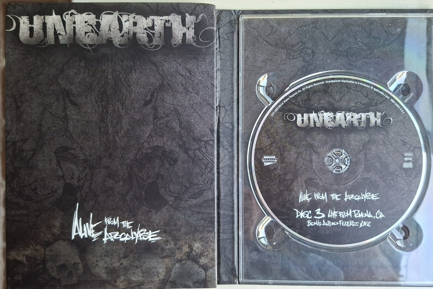 Unearth: Alive From The Apocalypse DVD / CD Box Set